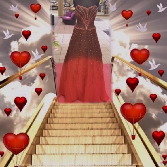 💲Sale💲❤️Gorgeous Sequined & Beaded Ball Room Gown❤️ - Picture 4 of 4